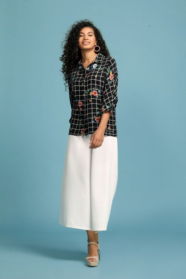 Gipsy Maze Black Floral Top Black