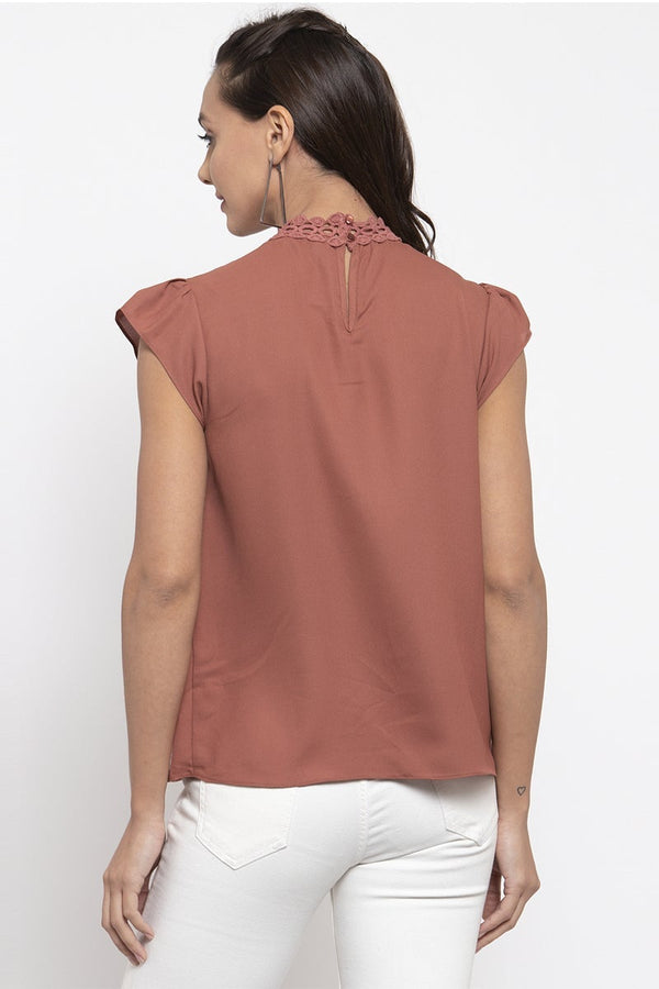 Gipsy Gipsy Women Choker Neck No Sleeves Solid Brick Color Tops Brick