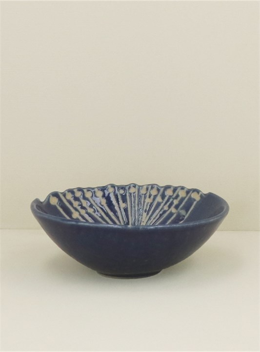 Gisela Graham Stoneware Bowl - Navy Seed Head