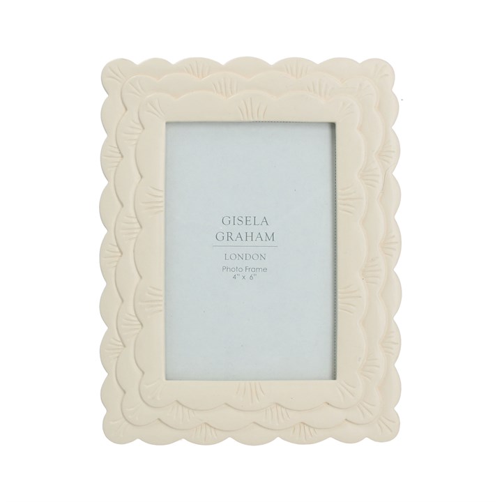 gisela graham Resin Photo Frame (4x6) - Cream Scalloped