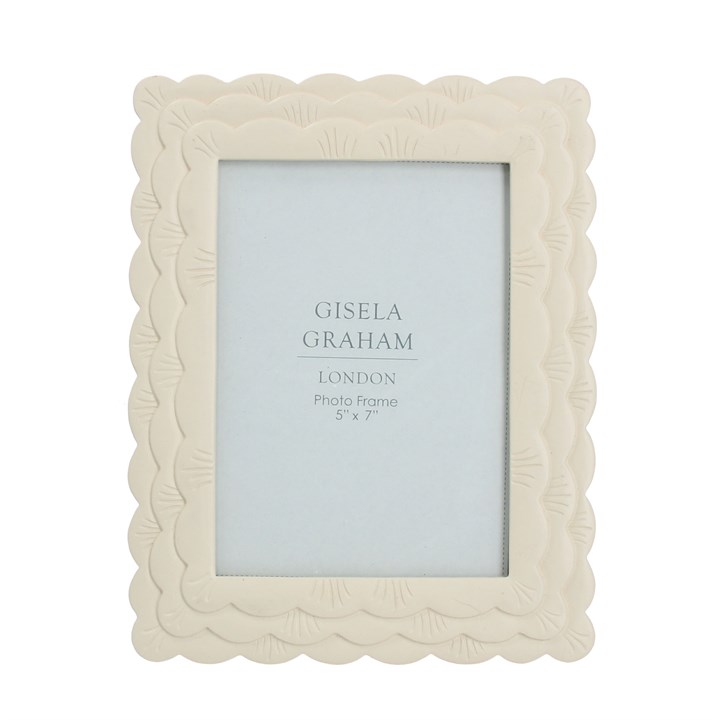 gisela graham Resin Photo Frame (5x7) - Cream Scalloped