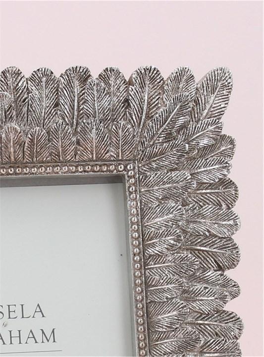 Gisela Graham Resin Photo Frame - Antiqued Silver Feather