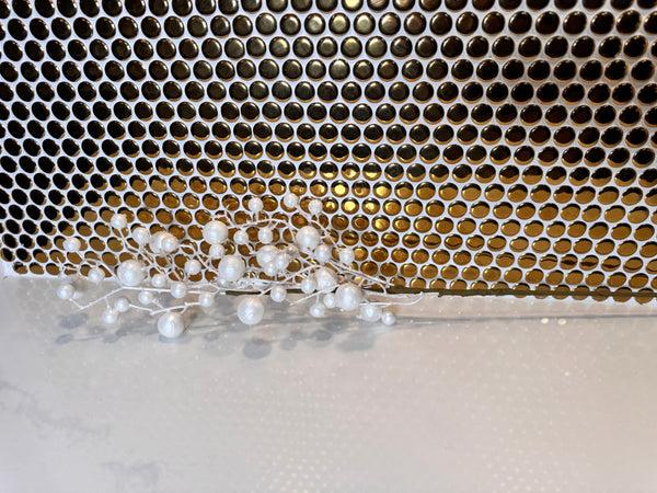 Glam Style Glam White Berry Twig Spray 30"