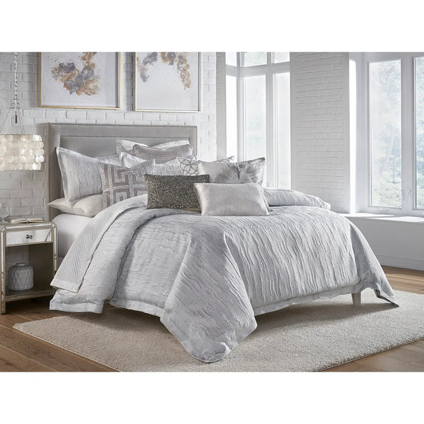 glam style Naja Grey Silver Duvet Set
