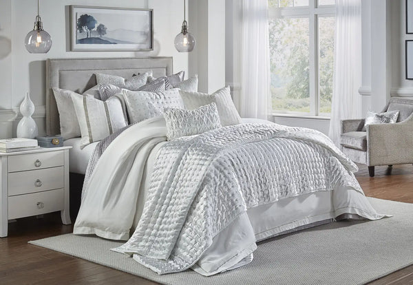 glam style Prato Ivory Quilt Set