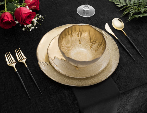 glam style Set Of 12 Dinnerware With Gold Dipped Design