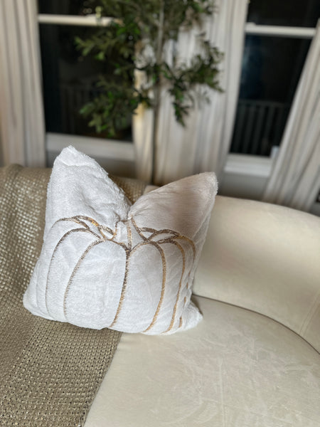 glam style Throw Pillow Covers 18x18 Set of 2 White Sequin Embroidery Single Big Pumpkins Pillow Cases Thanksgiving Home Party Pumpkin Decor Plush Pillowcases Cushion Covers