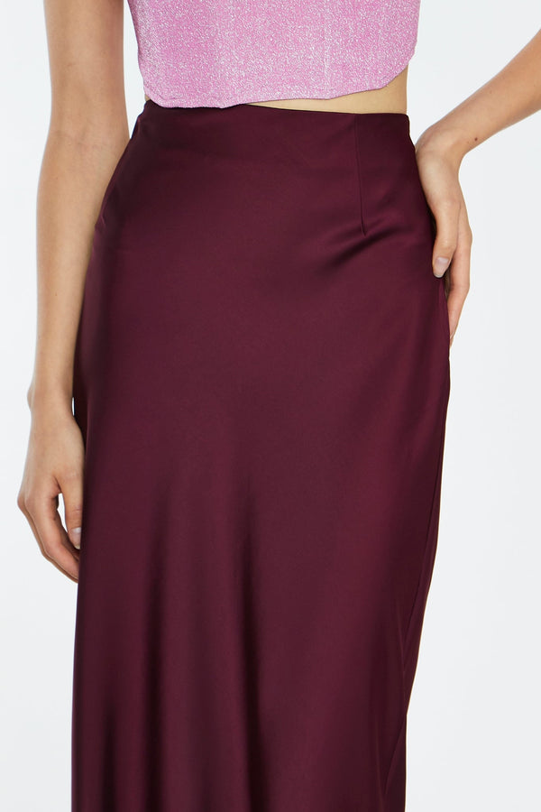 Glamorous Deep-Burgundy Satin Side-Split Maxi-Skirt