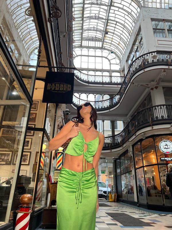 Glamorous Apple-Green Satin Ruched Midi-skirt