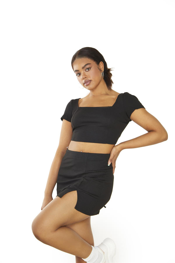 glamorous Black Cross-Cross Back Crop-Top