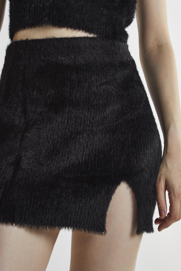Glamorous Black Fluffy-Knit Mini-Skirt