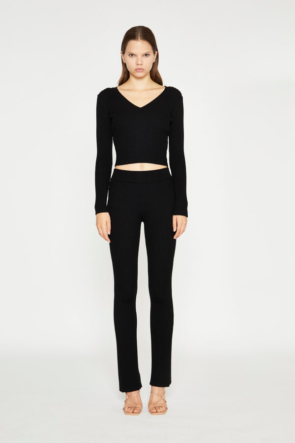 glamorous Black Knitted V-Neck Crop-Top