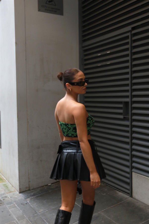 Glamorous Black-PU Belted Pleated Mini-Skirt