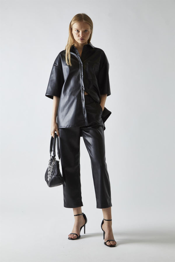 Glamorous Black-PU Straight-Fit Crop-Trousers