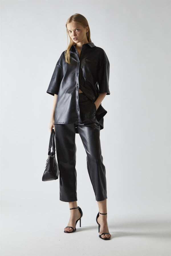 glamorous Black-PU Straight-Fit Crop-Trousers