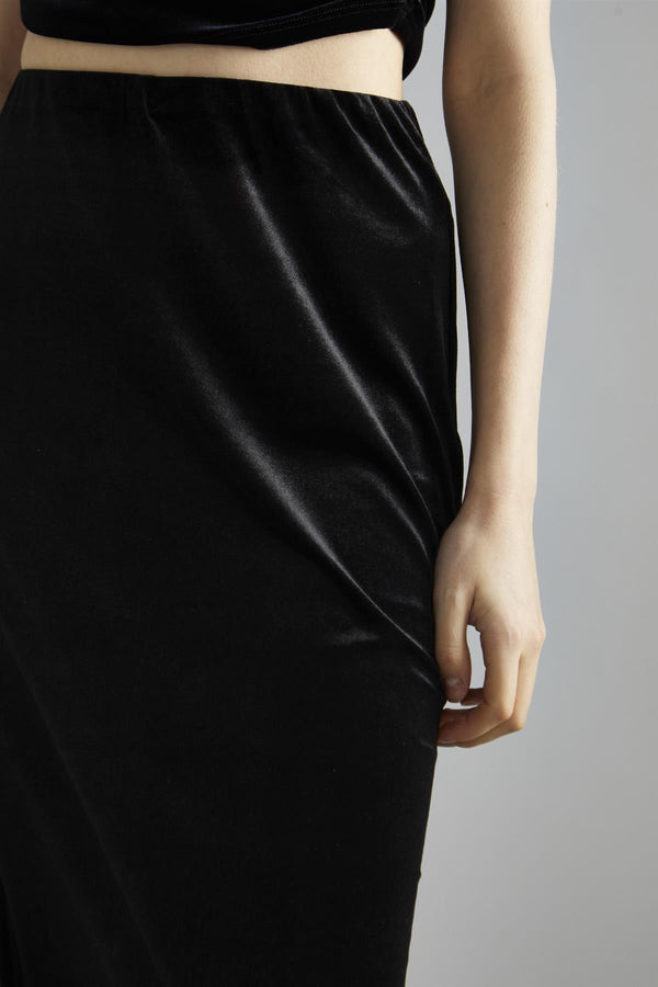 Glamorous Black-Velvet Maxi-Skirt