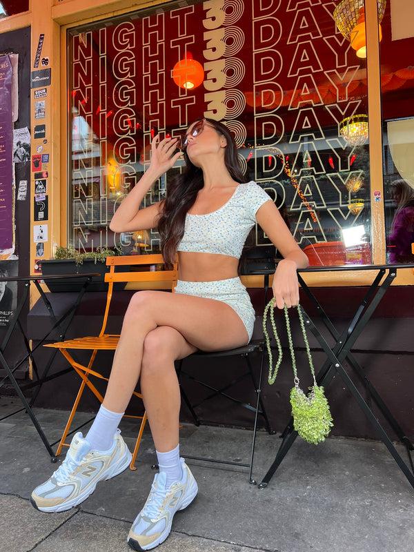 glamorous Blue Dainty-Ditsy Crop-top