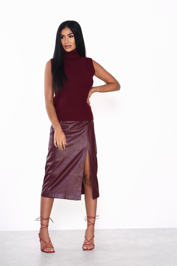 glamorous Burgundy Sleeveless Knit-Top
