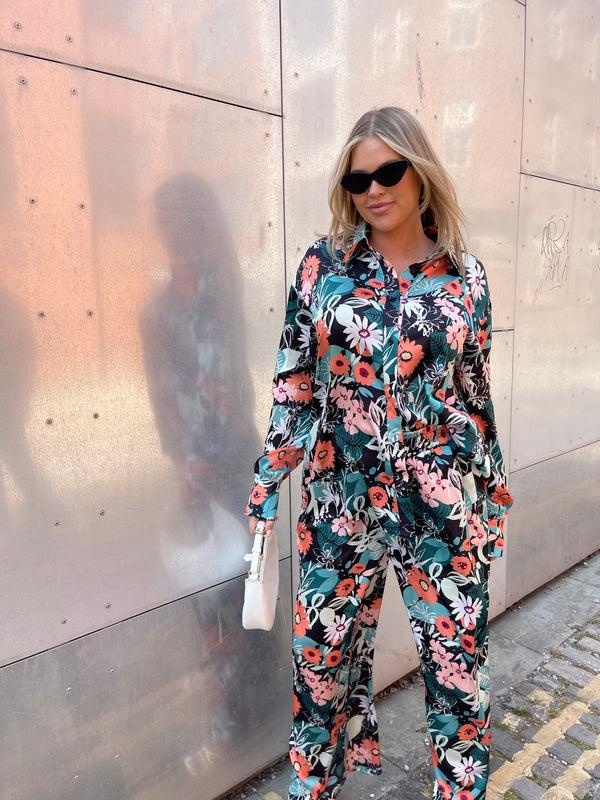 glamorous Garden Floral Long Sleeve shirt