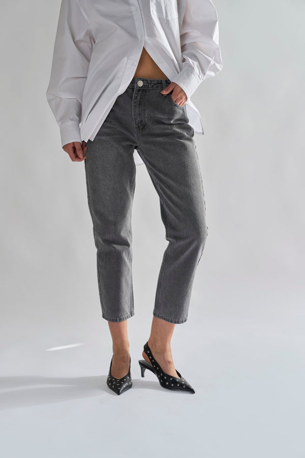 Glamorous Grey Wash Low-Rise Cropped Jeans