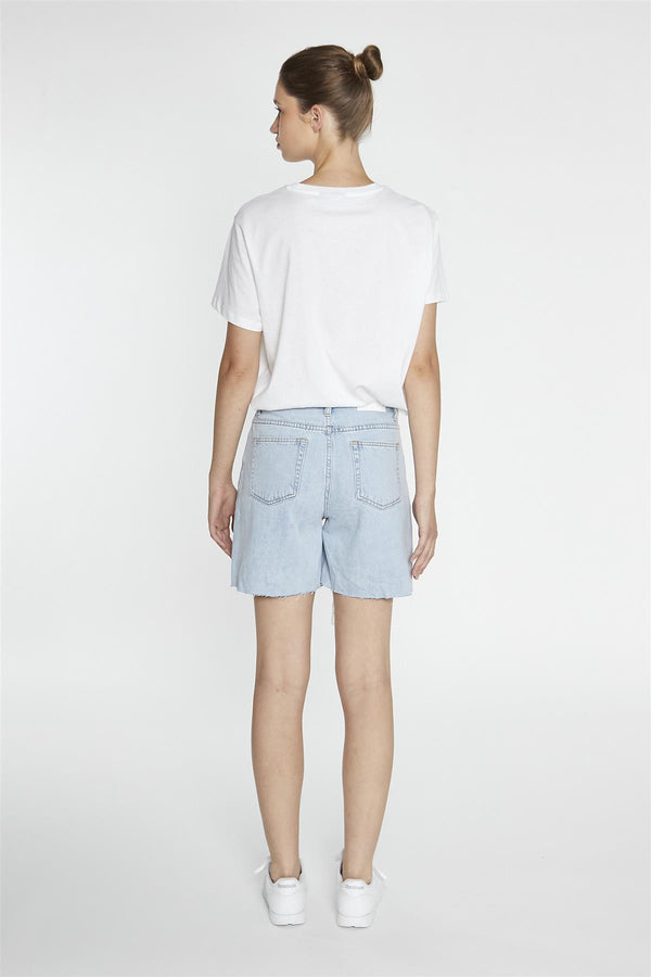 Glamorous Light Blue-Wash Loose Fit Denim-Shorts