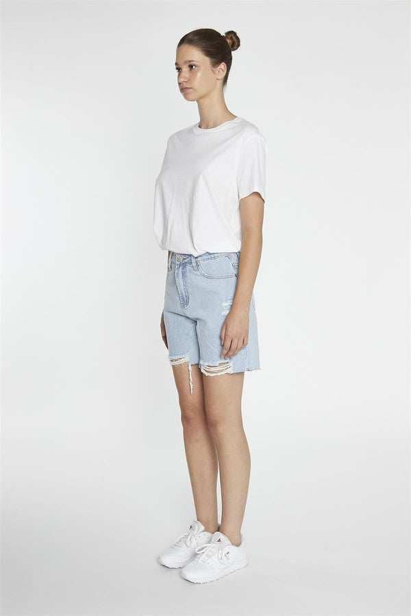 Glamorous Light Blue-Wash Loose Fit Denim-Shorts