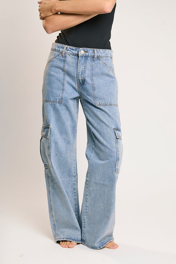 Glamorous Mid Stonewash Cargo-Jeans
