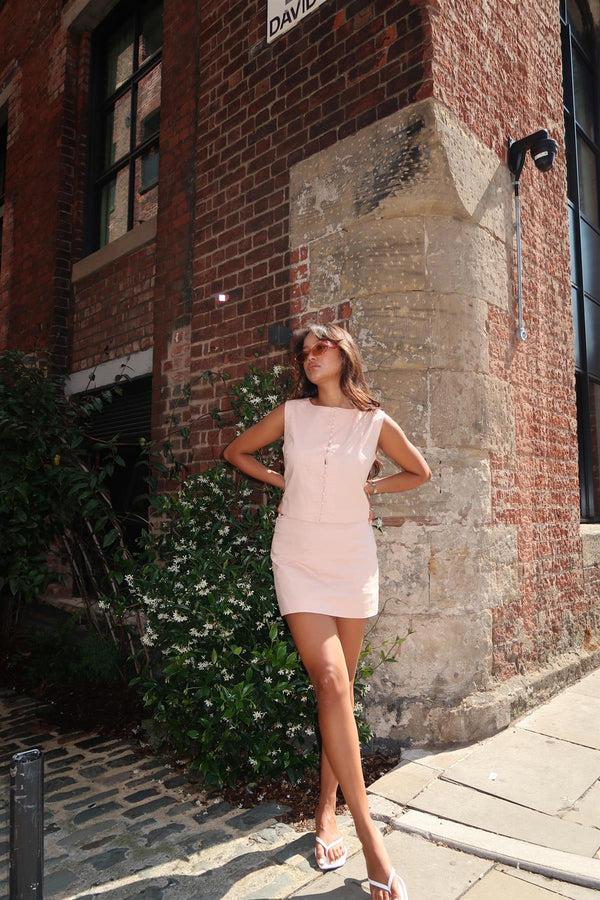 glamorous Nude-Peach Straight Pencil Mini-Skirt