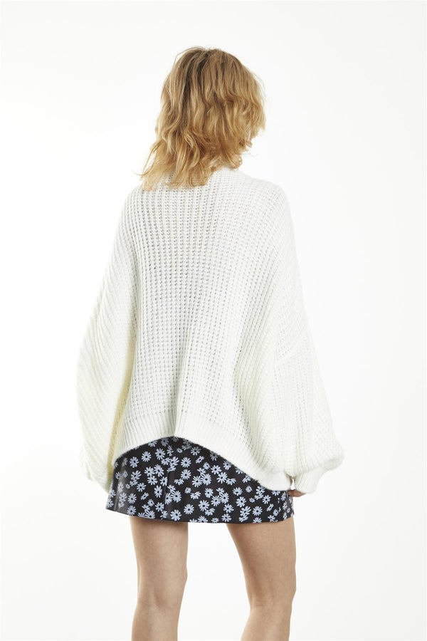 Glamorous Off-White Oversized-Cardigan