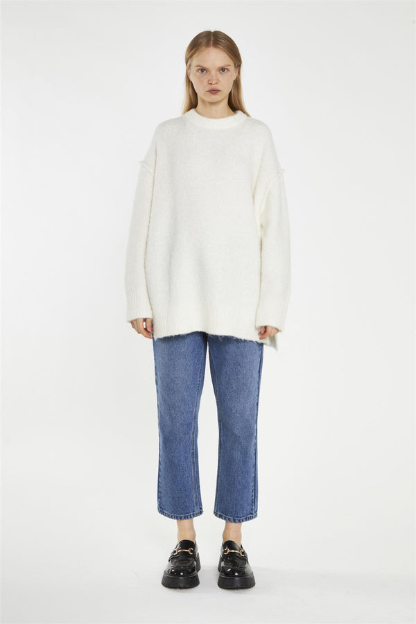 glamorous Off-White Oversized-Jumper