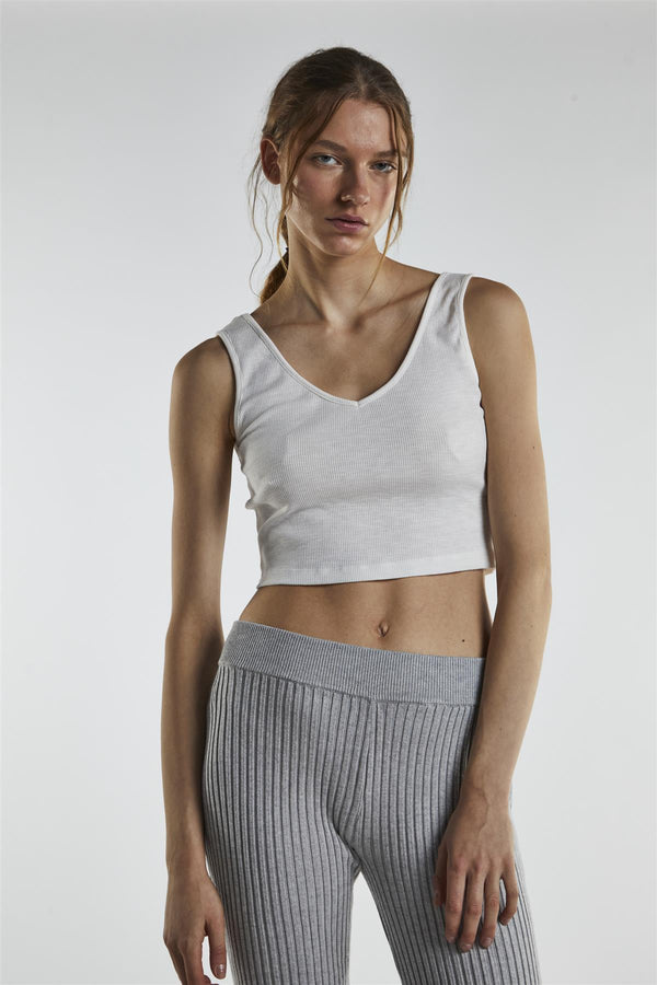 Glamorous Off-White V-Neck Crop-Top