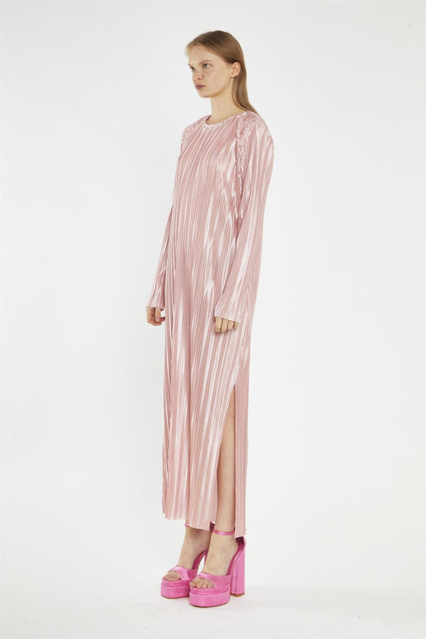 Glamorous Pink-Plisse Maxi-Dress