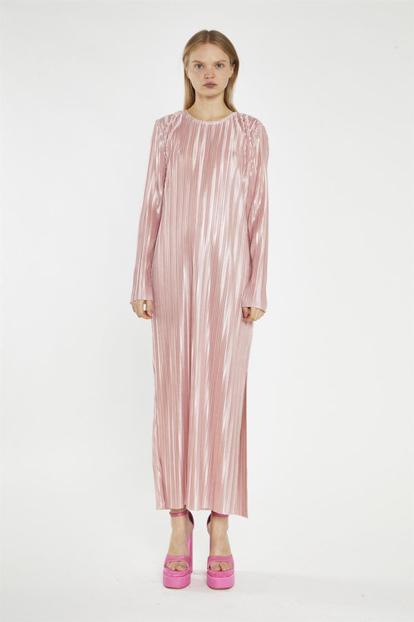 glamorous Pink-Plisse Maxi-Dress