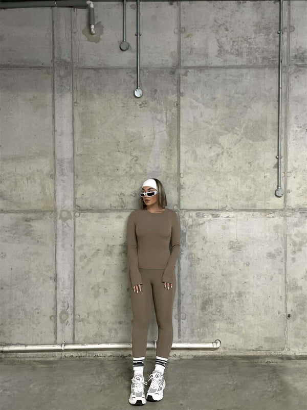 Glamorous Signature Long Sleeve Top - Cocoa