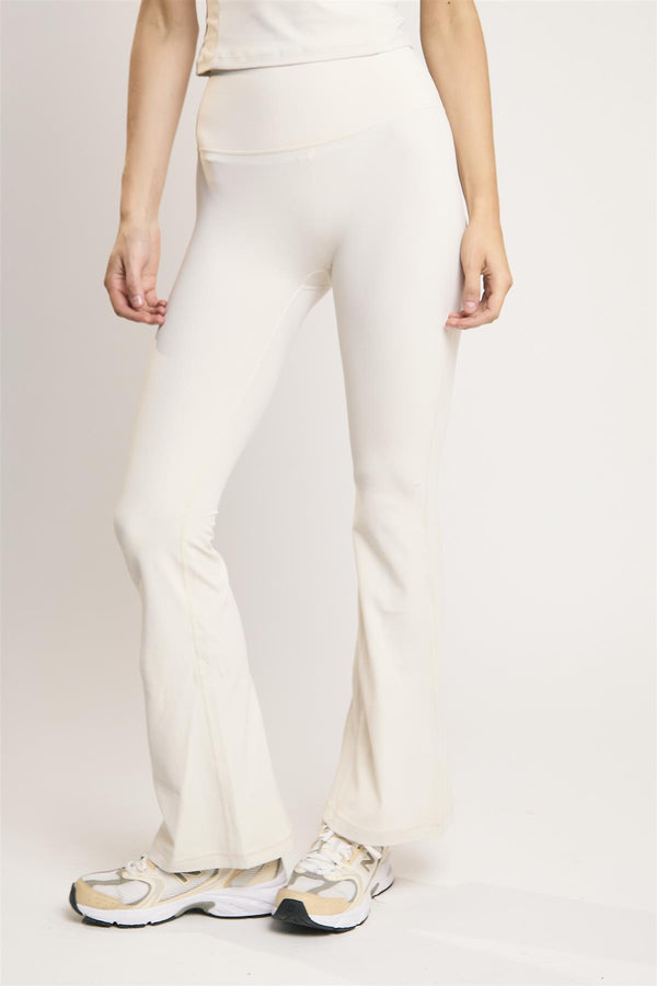 Glamorous Signature White Flare Leggings