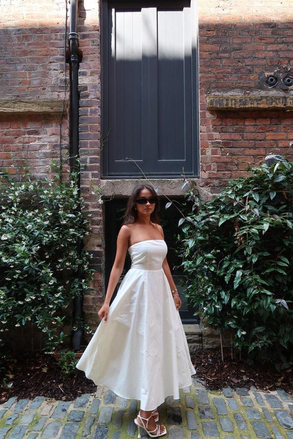 glamorous Vanilla Bandeau-Pleated Maxi-Dress