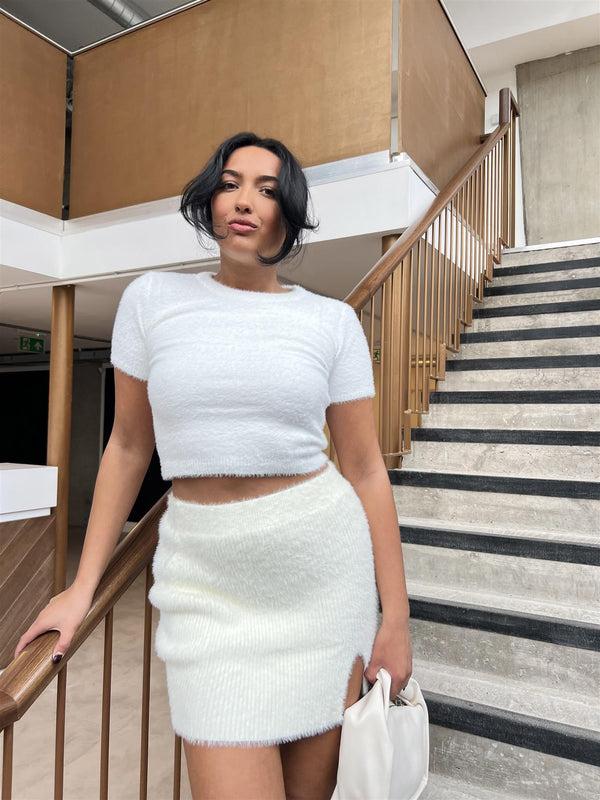 Glamorous White Crew-Neck Crop-Jumper