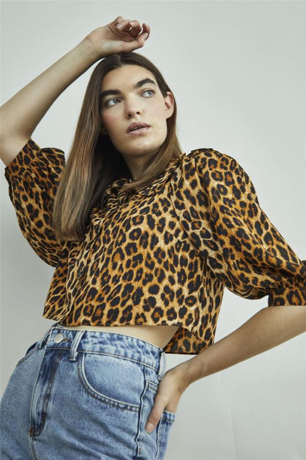 glamorous Leopard Print Long Sleeve High Neck Crop Top