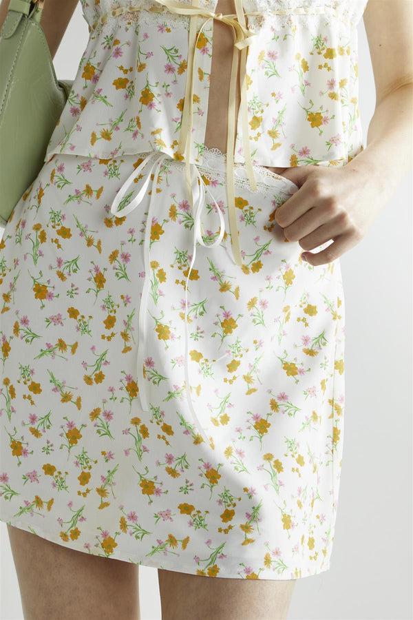 Glamorous Orange-Pink Spring-Floral A-Line Mini-Skirt