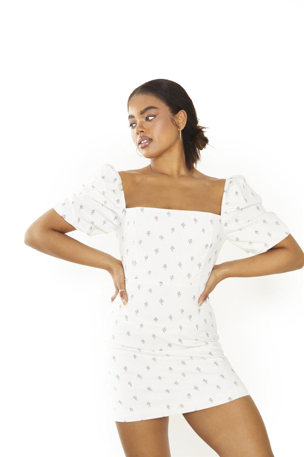 glamorous Rustic-Ditsy-Floral Square-Neck-Mini-Dresses