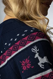 Glenmuir Ladies Round Neck Fairisle Hind Merino Midweight Christmas Sweater