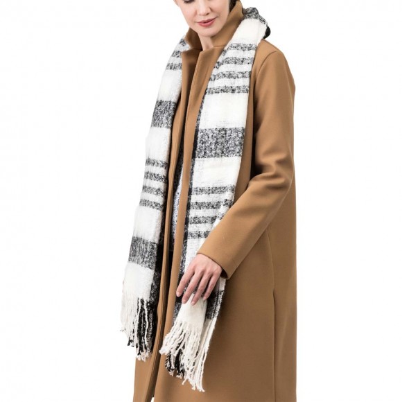 glitzhome eUty Unisex Oversized Black and White Plaid Scarf with Tassels