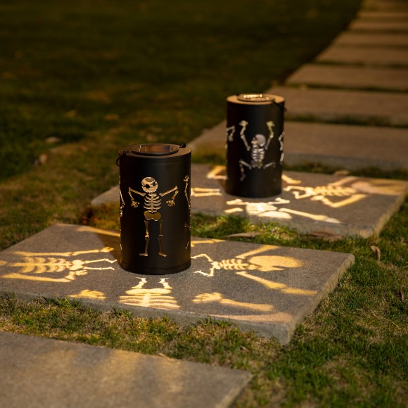 Glitzhome Glitzhome 10.75"H Halloween Metal Skeleton Solar Powered LED Lantern