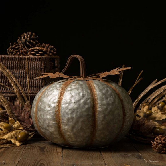 Glitzhome Glitzhome 12"D Galvanized Metal Round Pumpkin