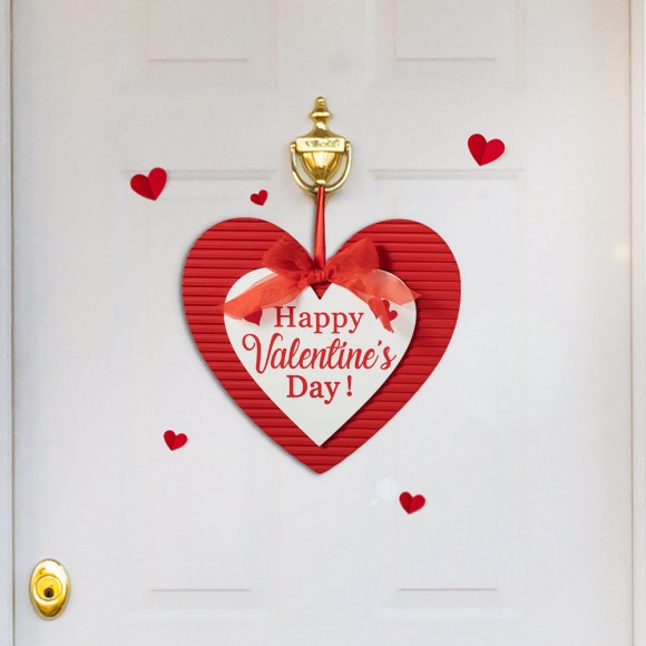 Glitzhome Glitzhome 13.5"L Valentine's Wooden Heart Door Hanger