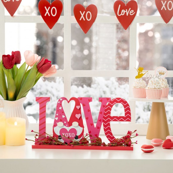 Glitzhome Glitzhome 14.25"L Valentine's LOVE Wooden Gnome Table Decor