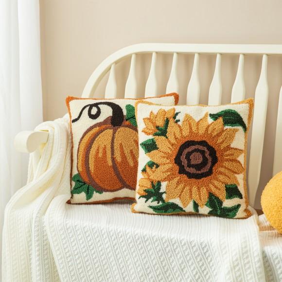 Glitzhome Glitzhome 14"H Fall Hooked Sunflower Pillow
