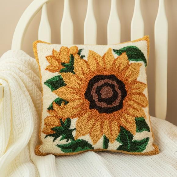 Glitzhome Glitzhome 14"H Fall Hooked Sunflower Pillow