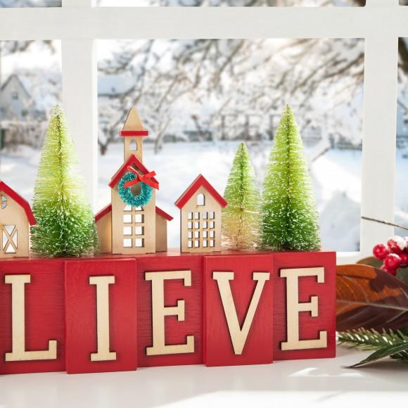 Glitzhome Glitzhome 14"L Christmas Wooden House/Brush Trees Table Décor