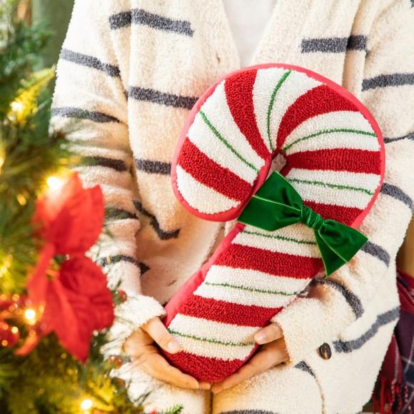 Glitzhome Glitzhome 15.75"H Hooked Christmas Candy Cane Shaped Pillow